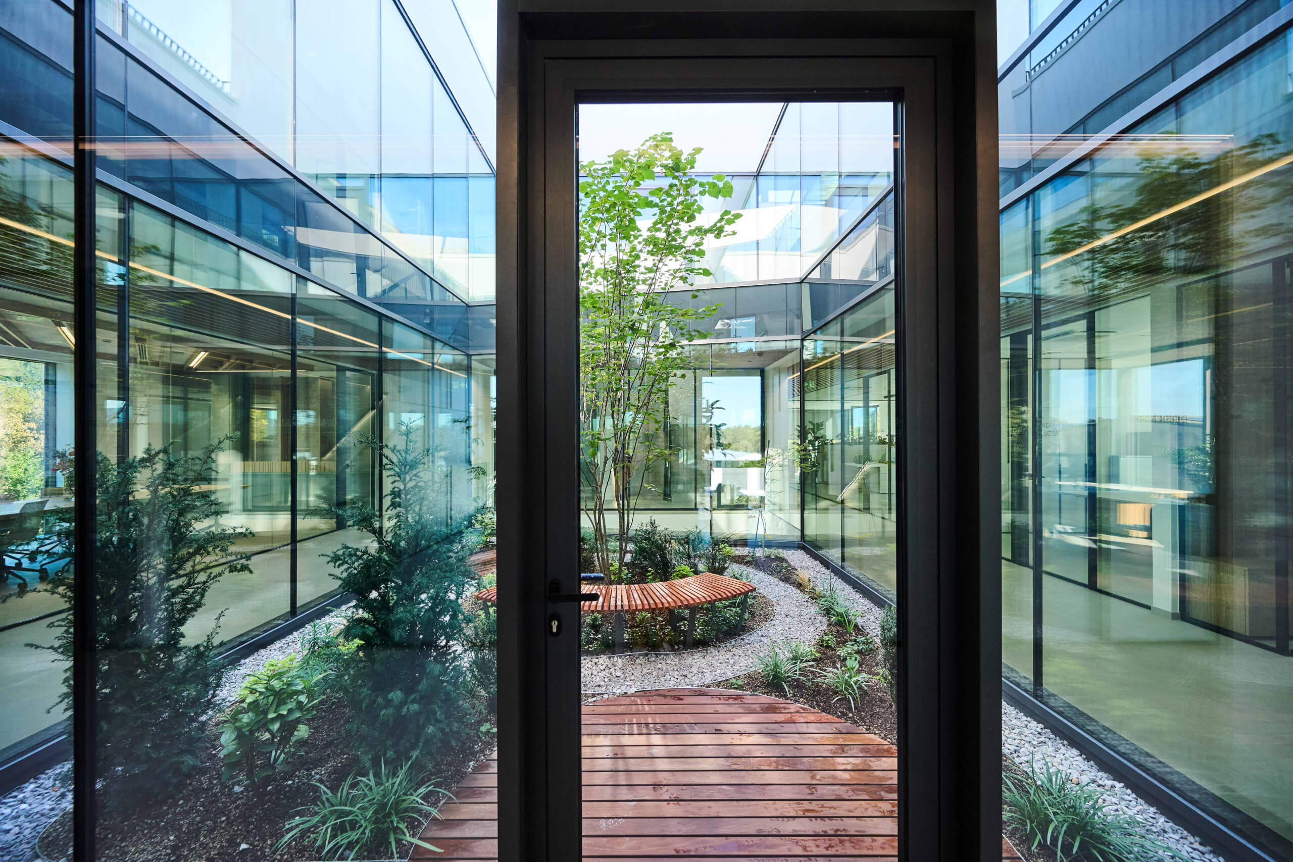 dsc 8629 54859400392 o1