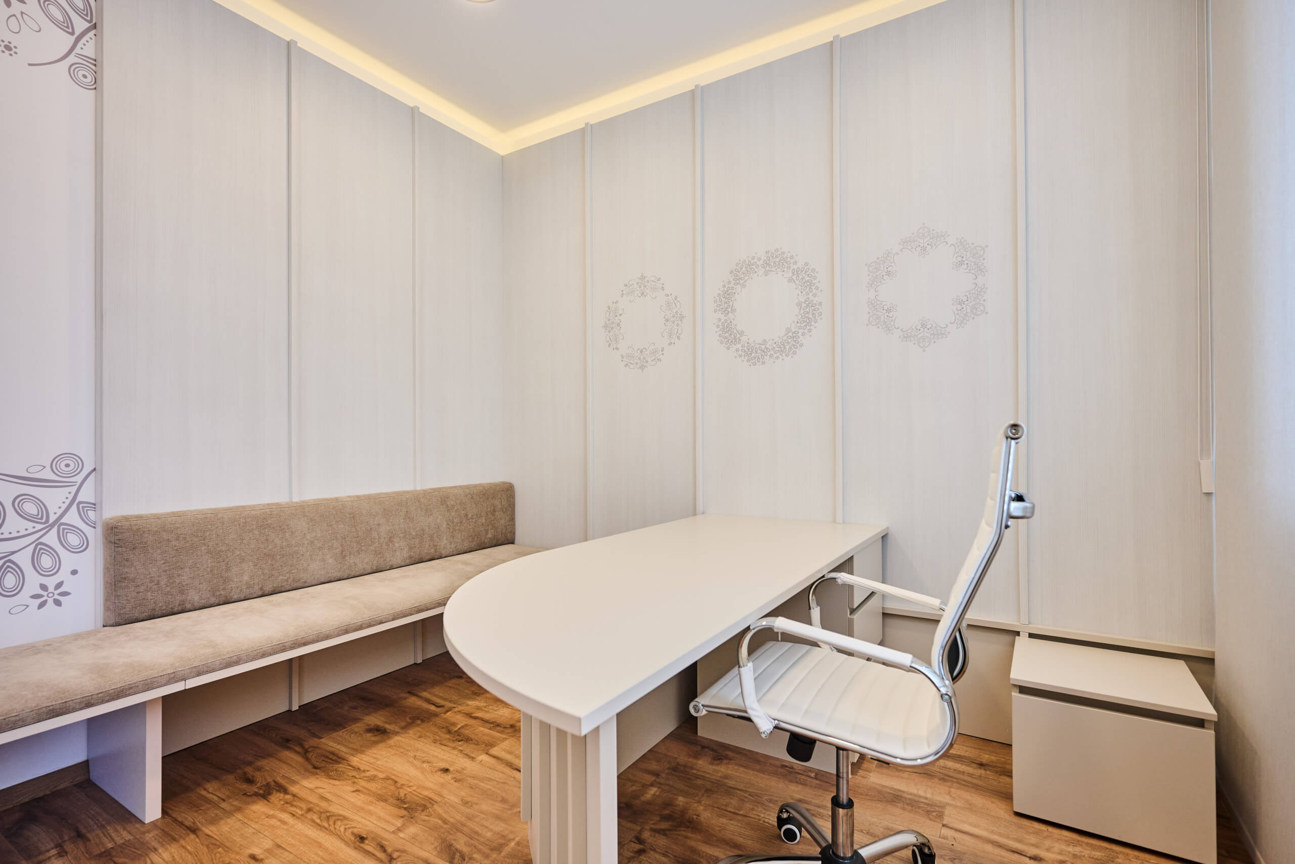 dsc 8799 54860286851 o1