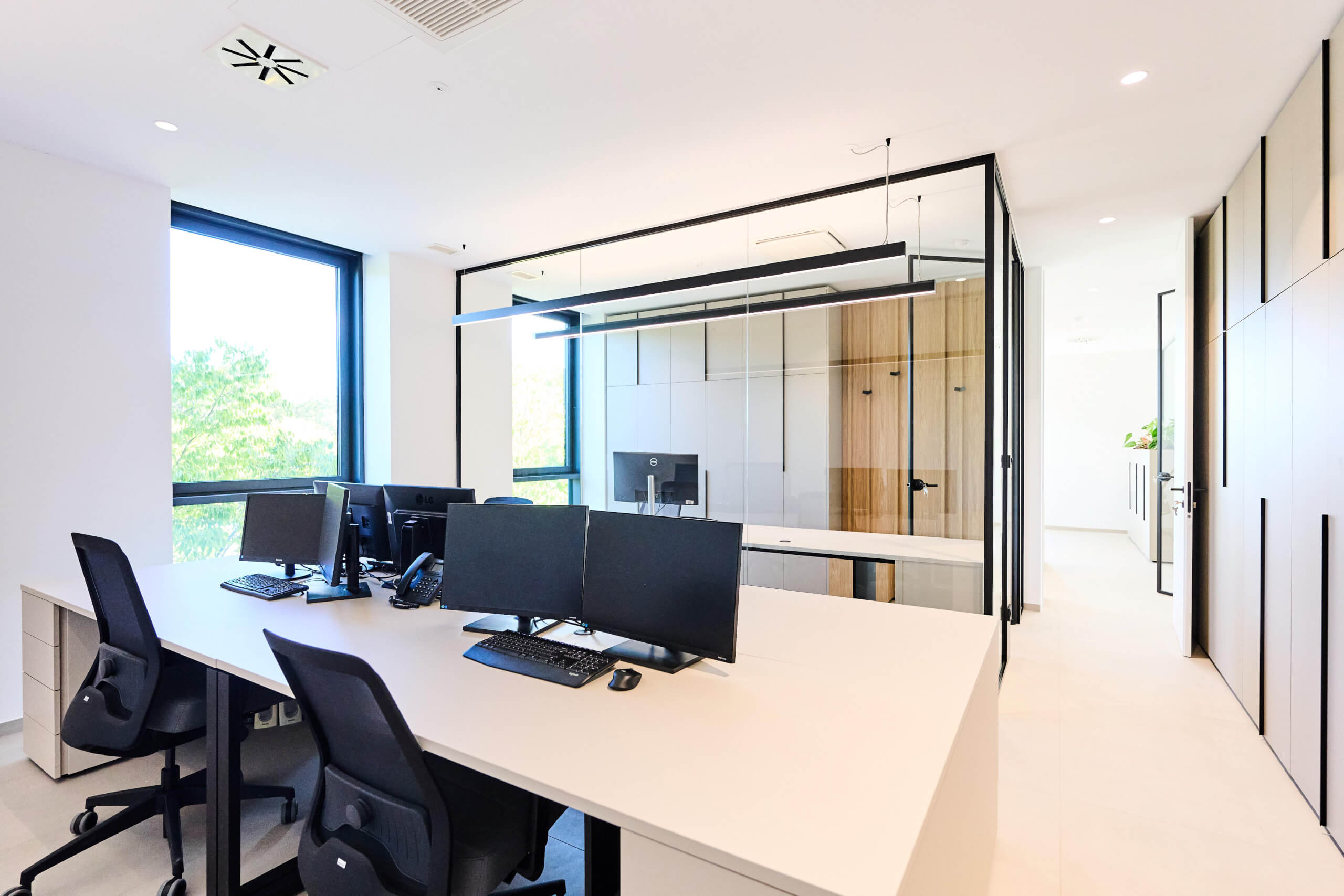 dsc 8937 54859413367 o1