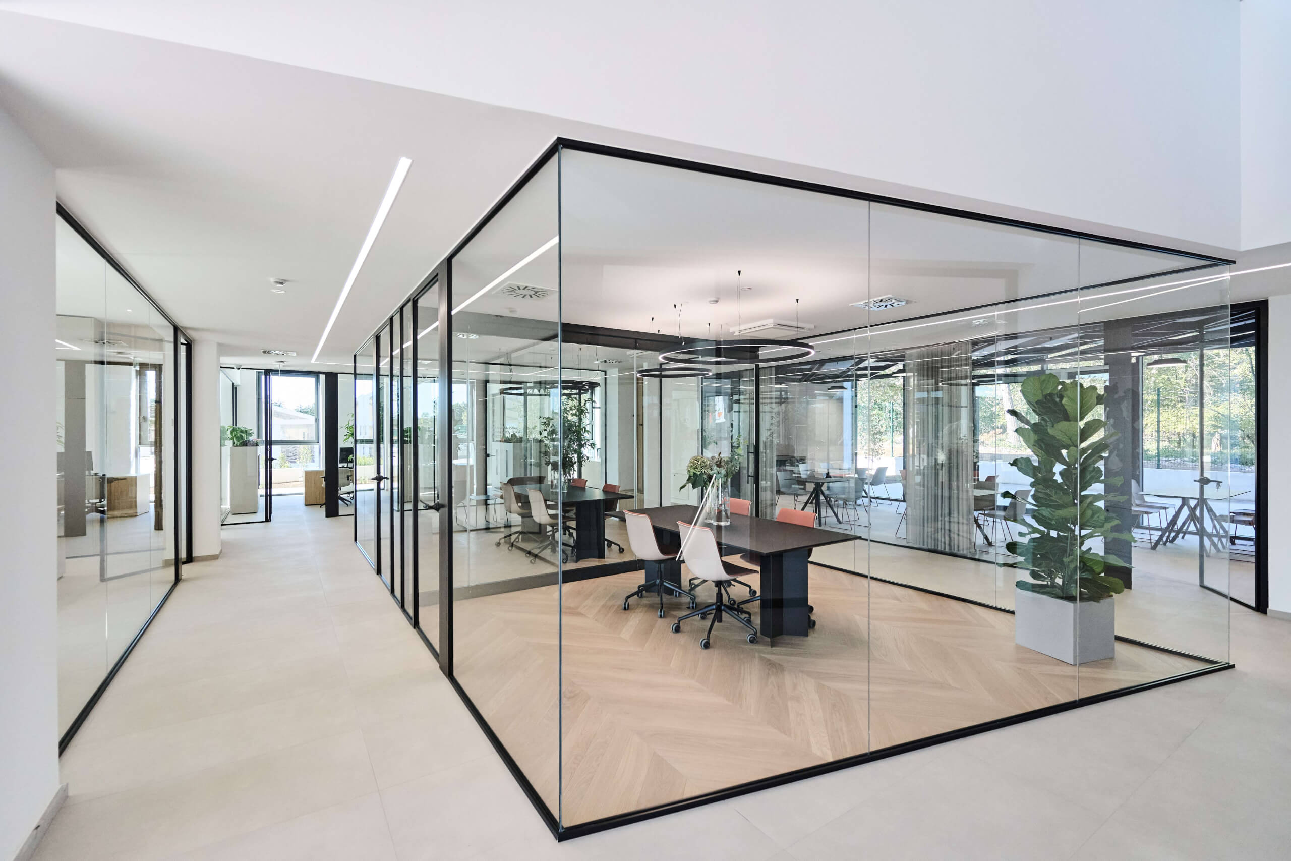 dsc 9005 54859442647 o1