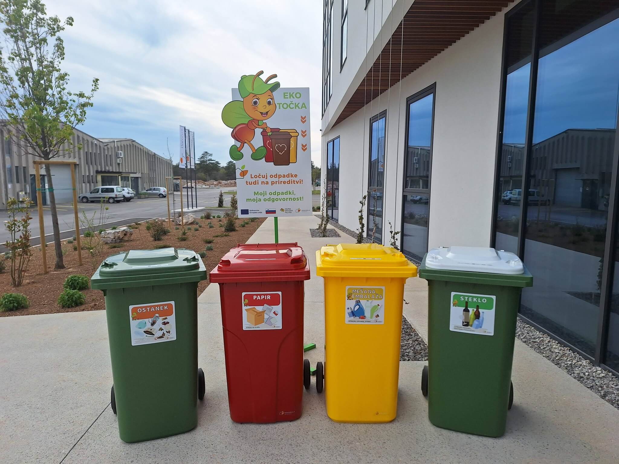 669559870 834917296295021 2135453277063319857 n