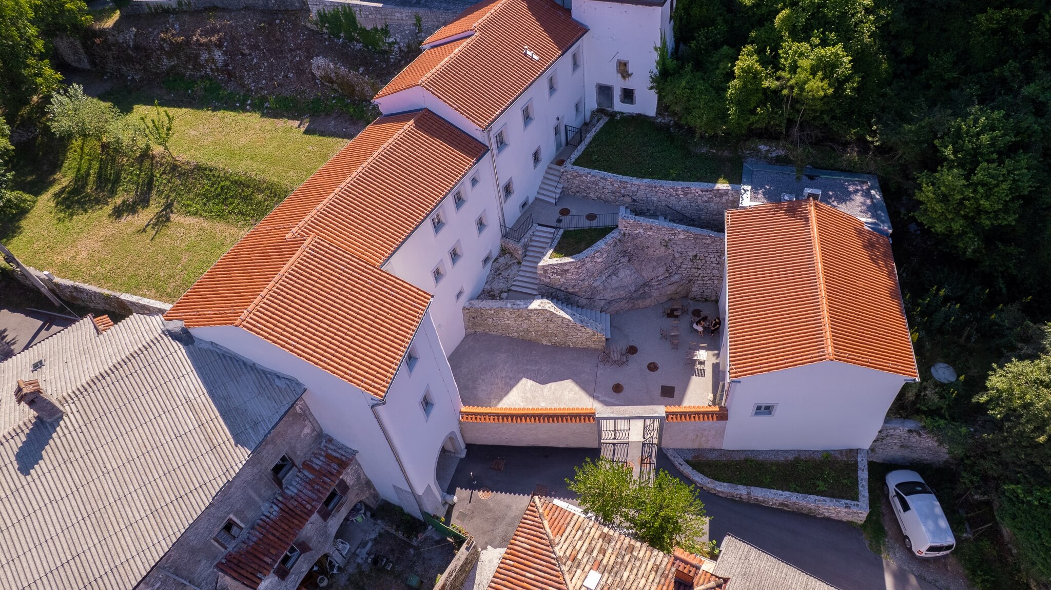 Mitnica Senozece 3splet