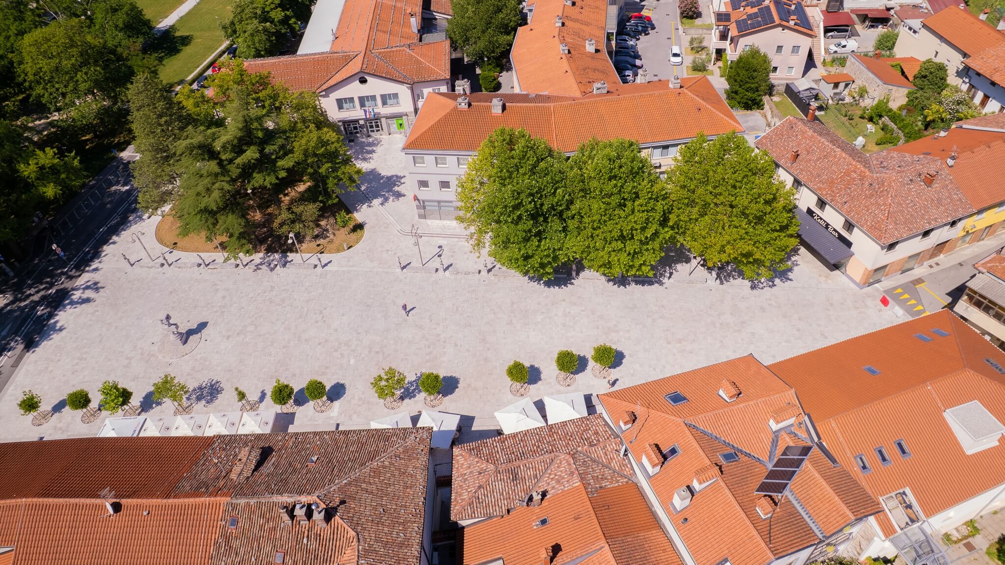 Trg Vipava 3 splet